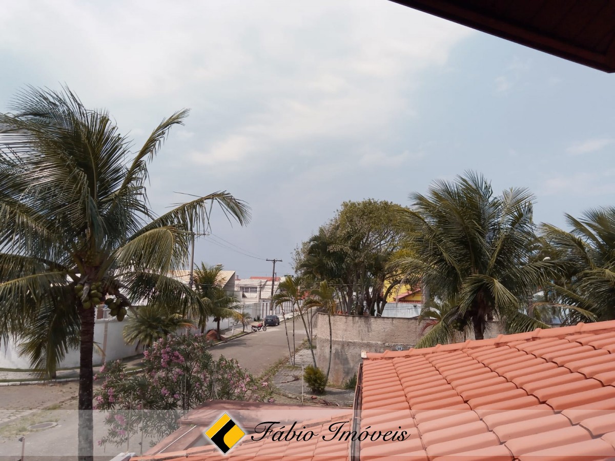 Sobrado com 4 dormitórios em 2 lotes. – Foto 40