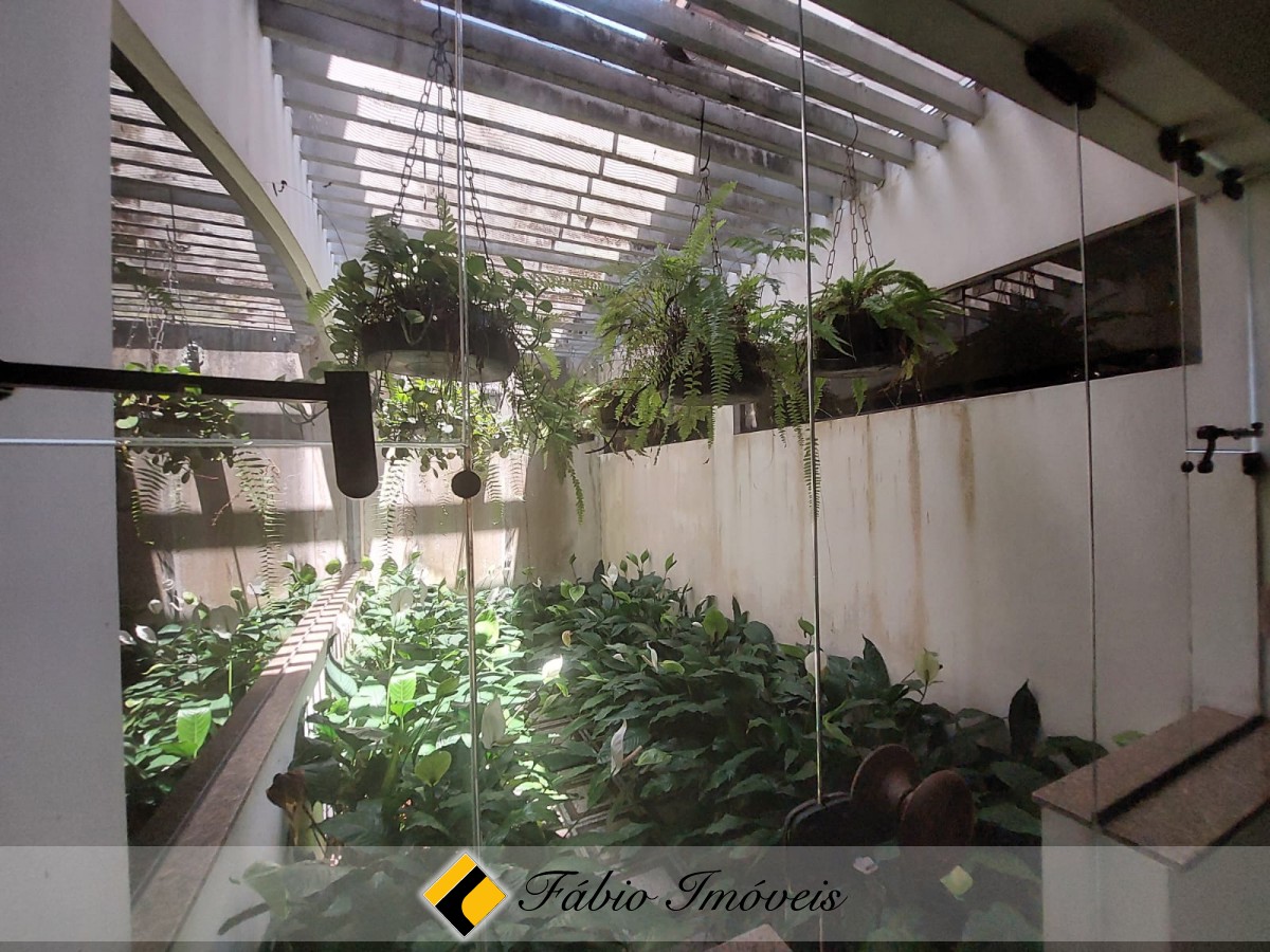 Casa em dois lotes, próxima a praia! – Foto 12