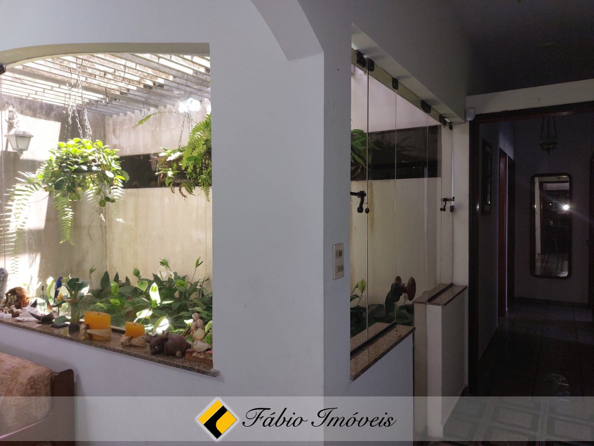 Casa em dois lotes, próxima a praia! – Foto 13