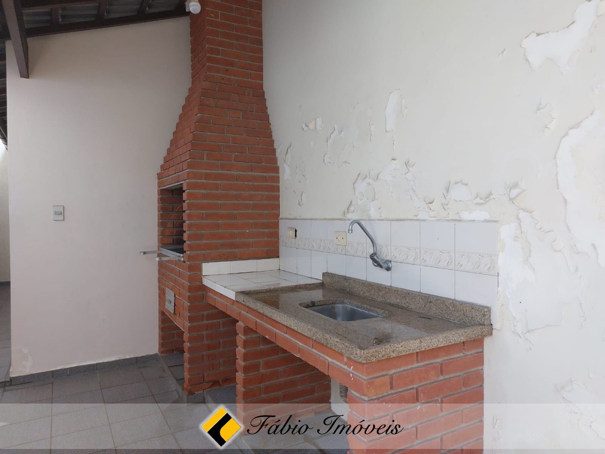 Casa em dois lotes, próxima a praia! – Foto 36