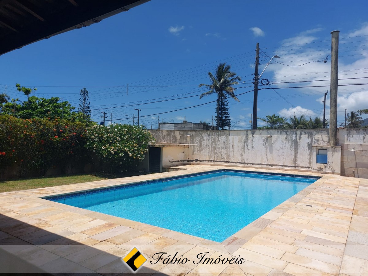 Casa em dois lotes, próxima a praia! – Foto 55