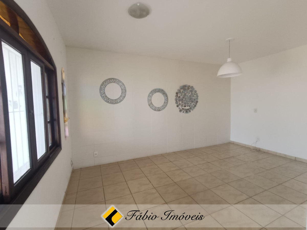 Linda casa na região central de Peruíbe e a apenas 500m da praia! – Foto 14