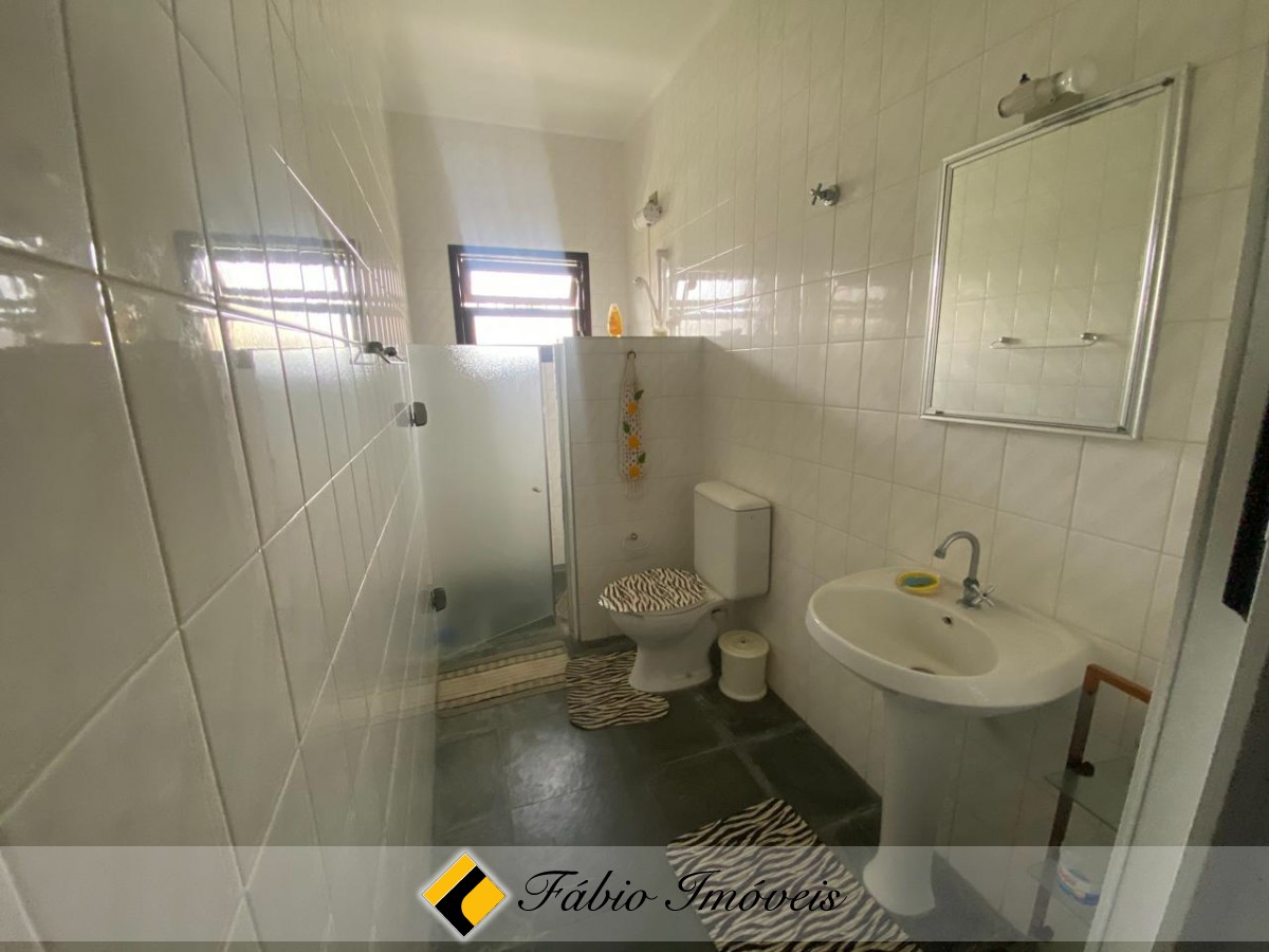 Sobrado a 60 metros da praia!! – Foto 8