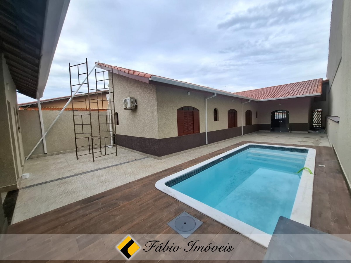 Casa com piscina a 40 metros da praia!! – Foto 8