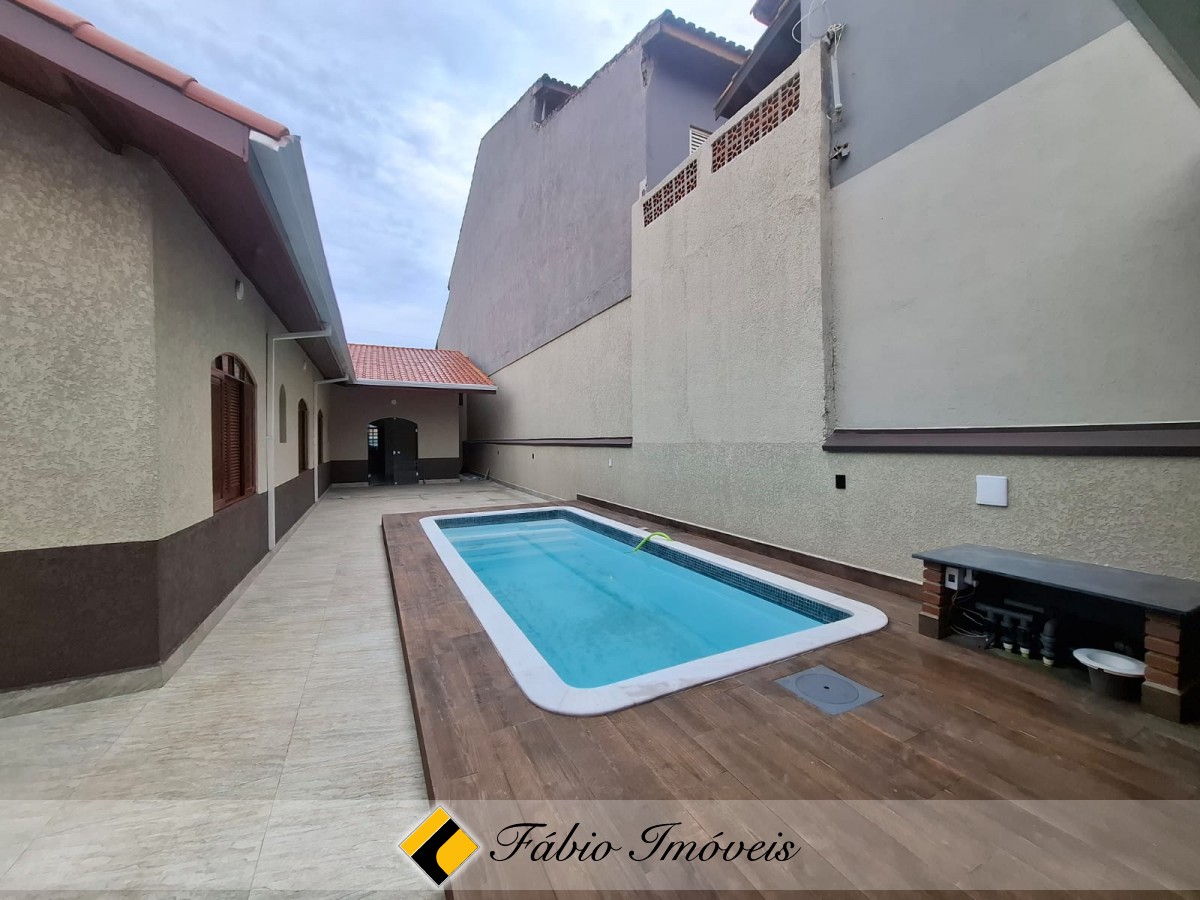Casa com piscina a 40 metros da praia!! – Foto 11