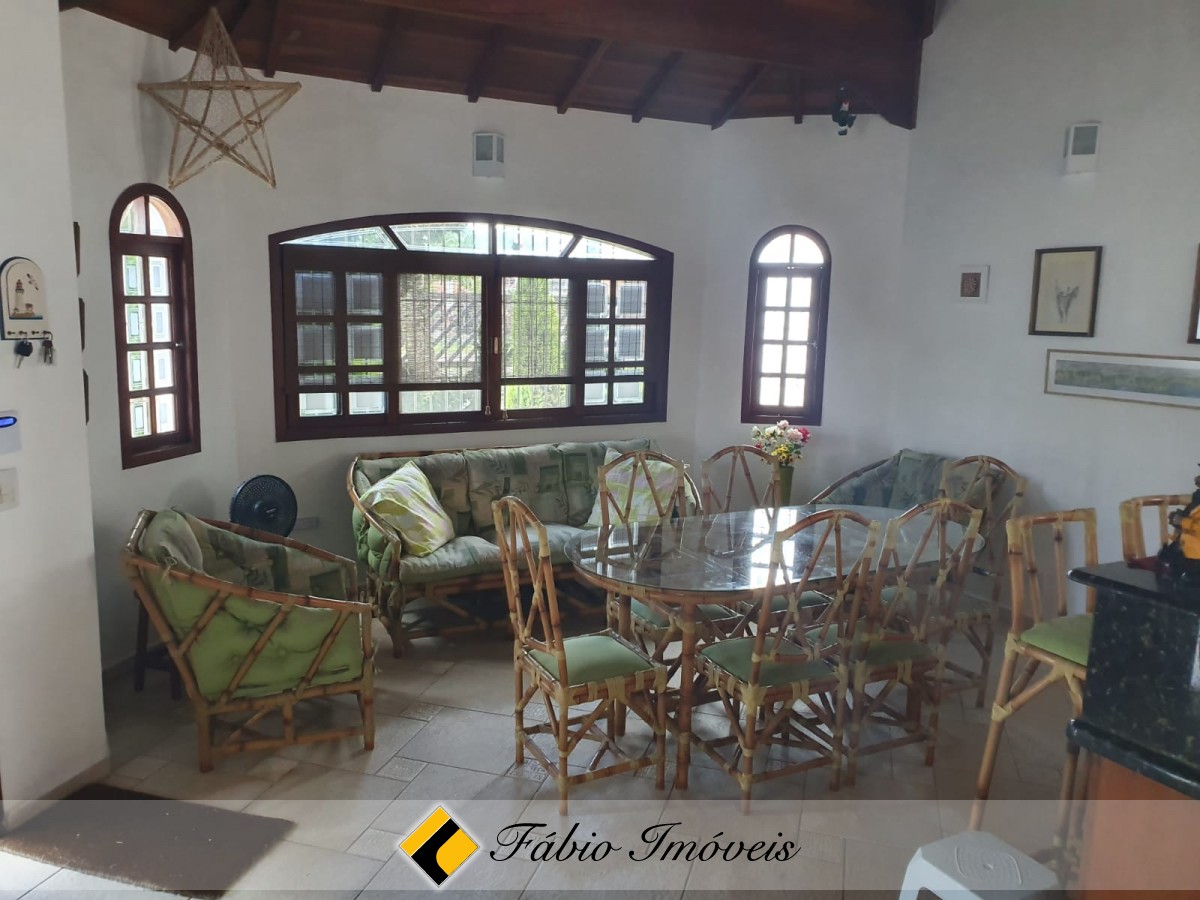 Casa térrea a apenas 90m do mar! – Foto 13