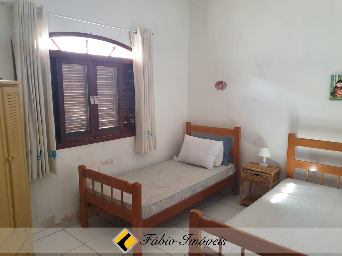 Casa térrea a apenas 90m do mar! – Foto 10