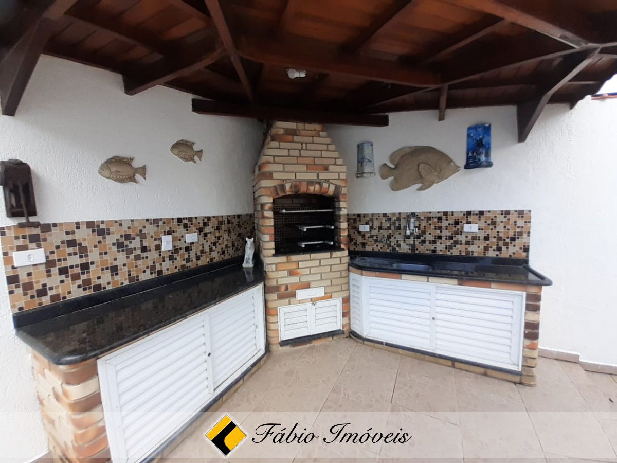 Casa térrea a apenas 90m do mar! – Foto 5