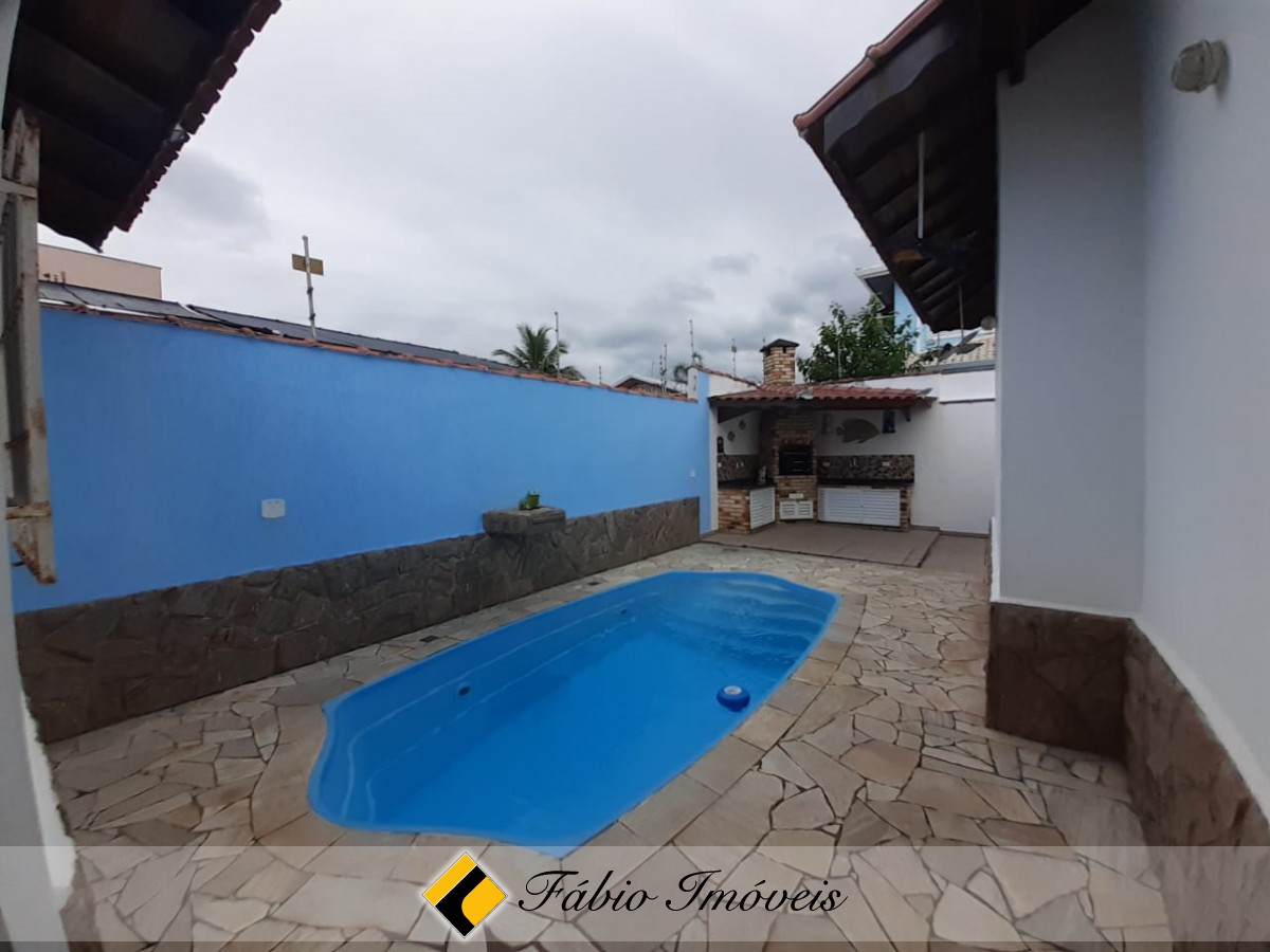 Casa térrea a apenas 90m do mar! – Foto 19