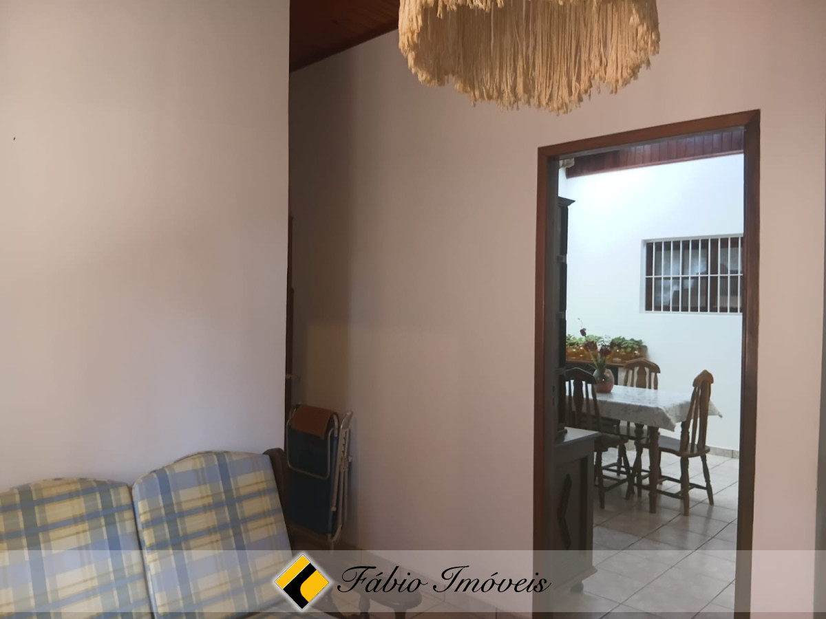 Casa em excelente localização! – Foto 10