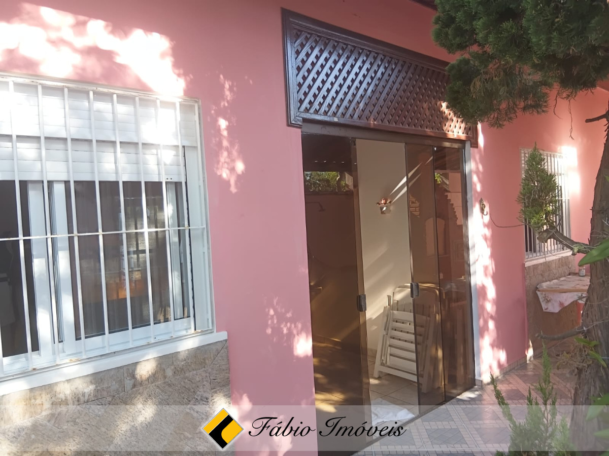 Casa em excelente localização! – Foto 16