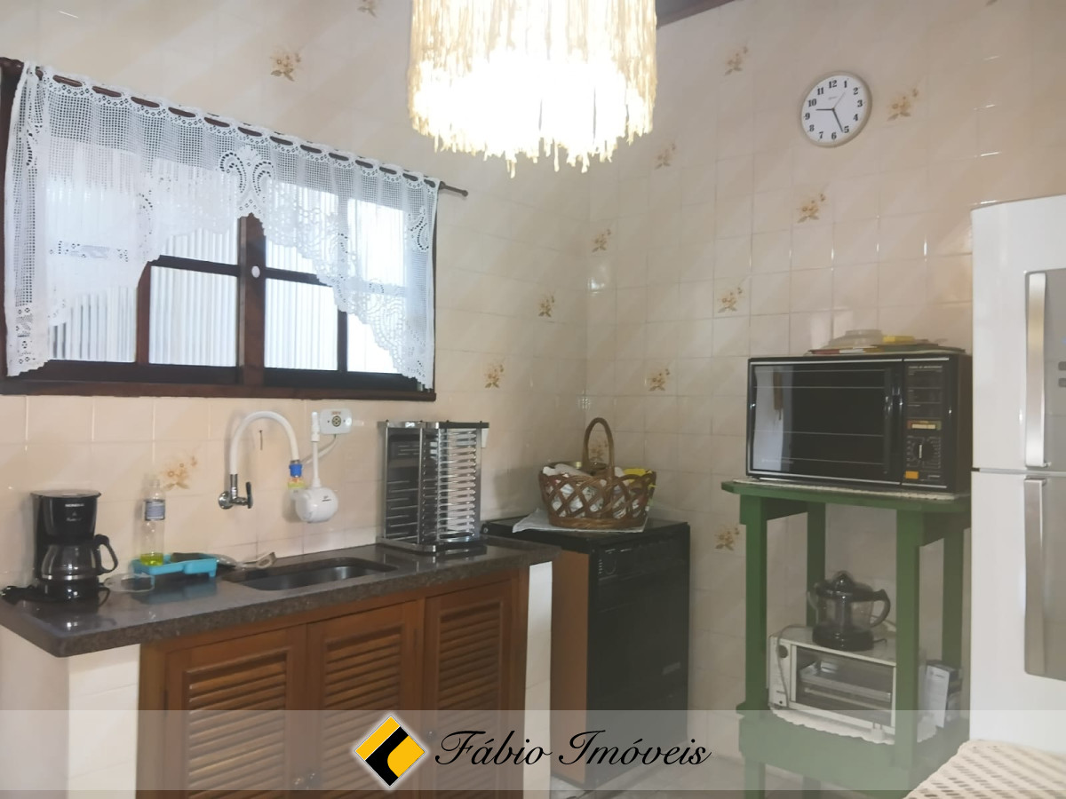 Casa em excelente localização! – Foto 22