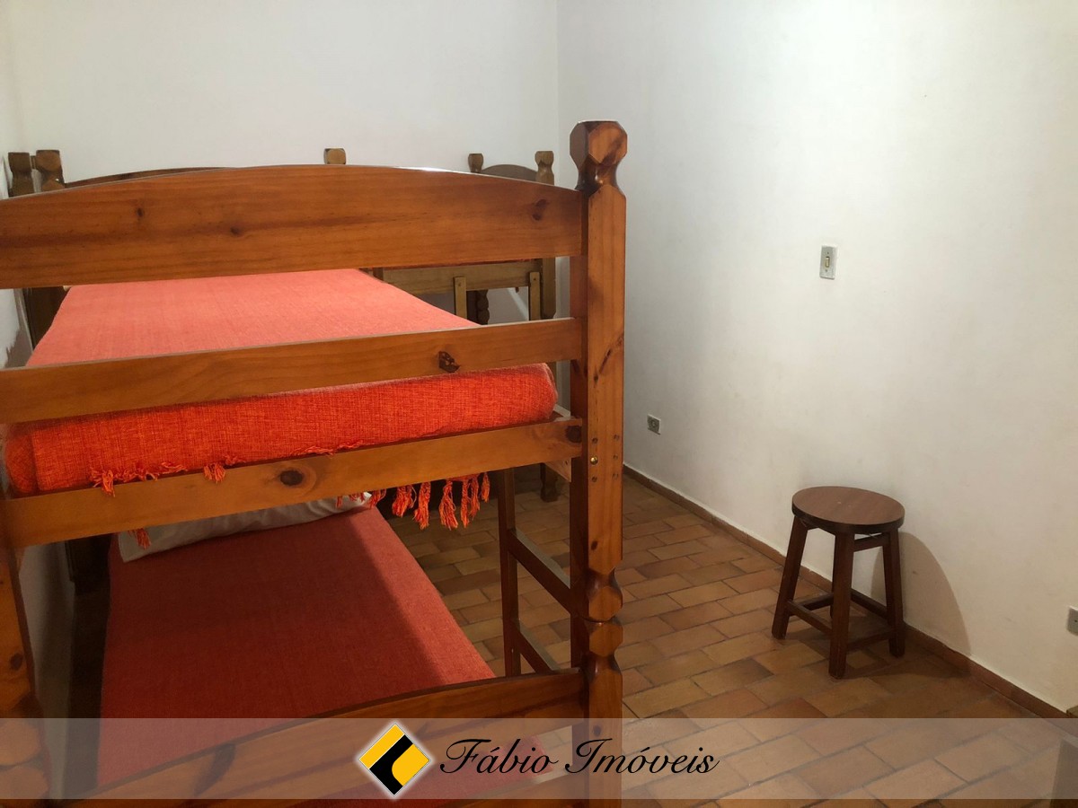 Casa em dois lotes a apenas 150m da praia! – Foto 18