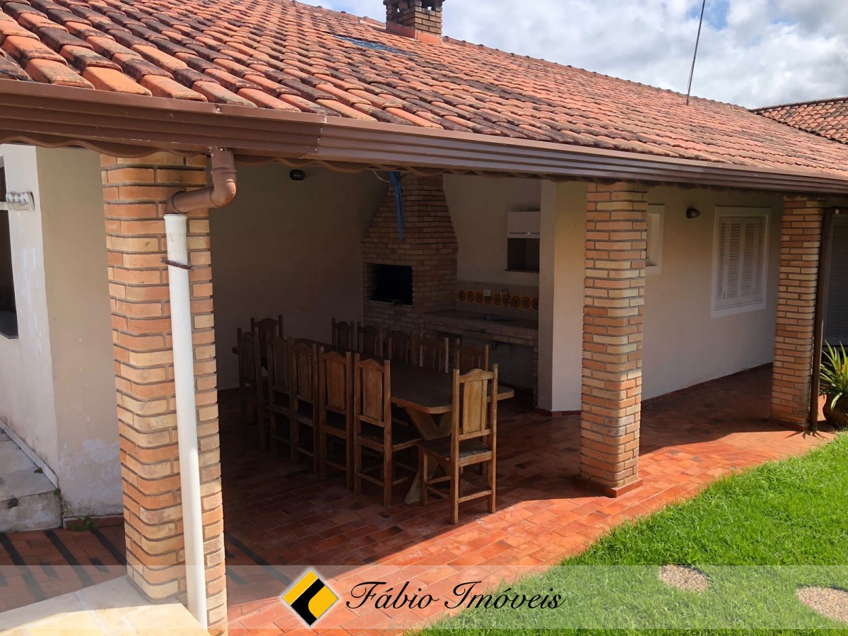 Casa em dois lotes a apenas 150m da praia! – Foto 26