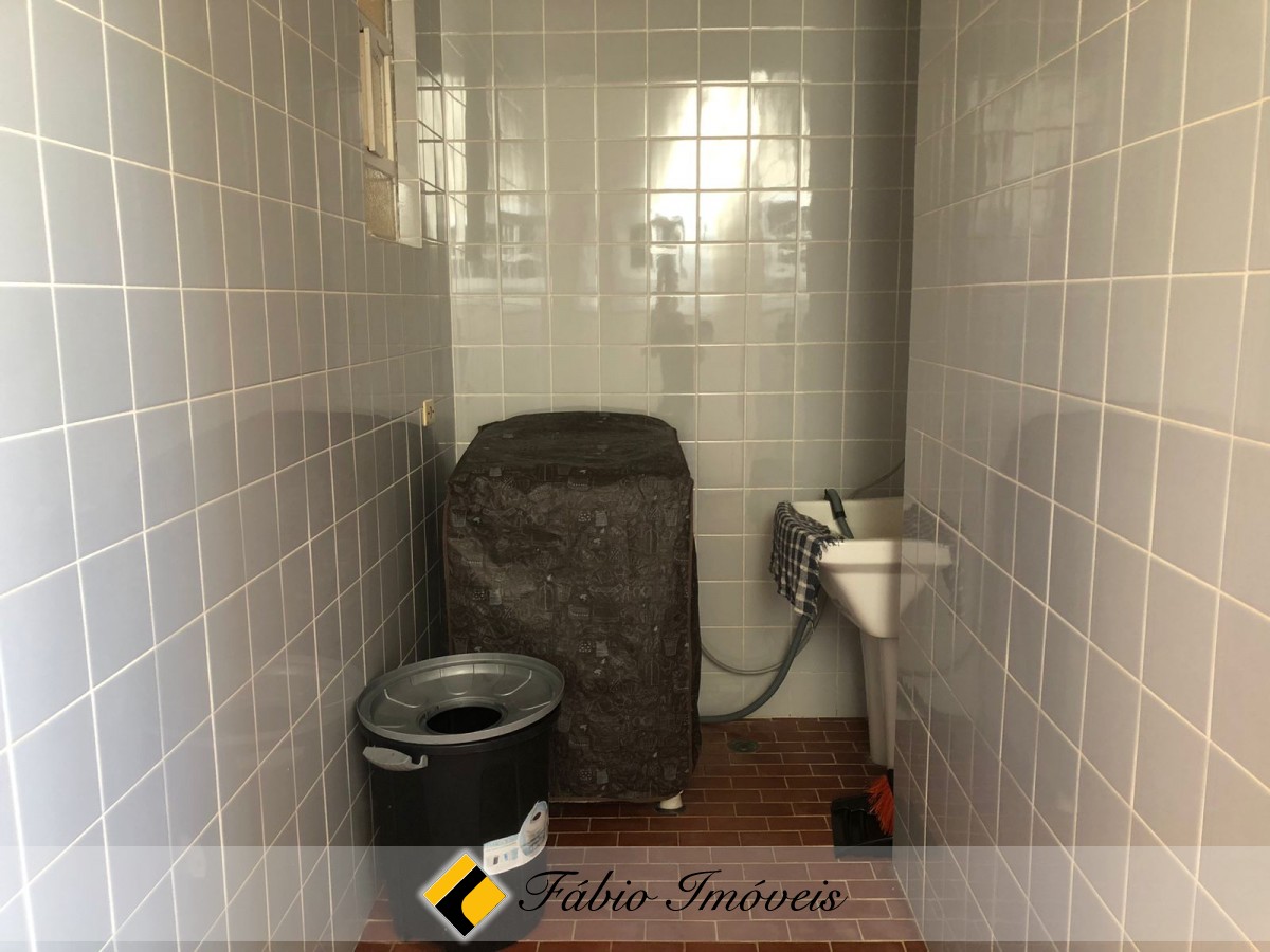 Casa em dois lotes a apenas 150m da praia! – Foto 37