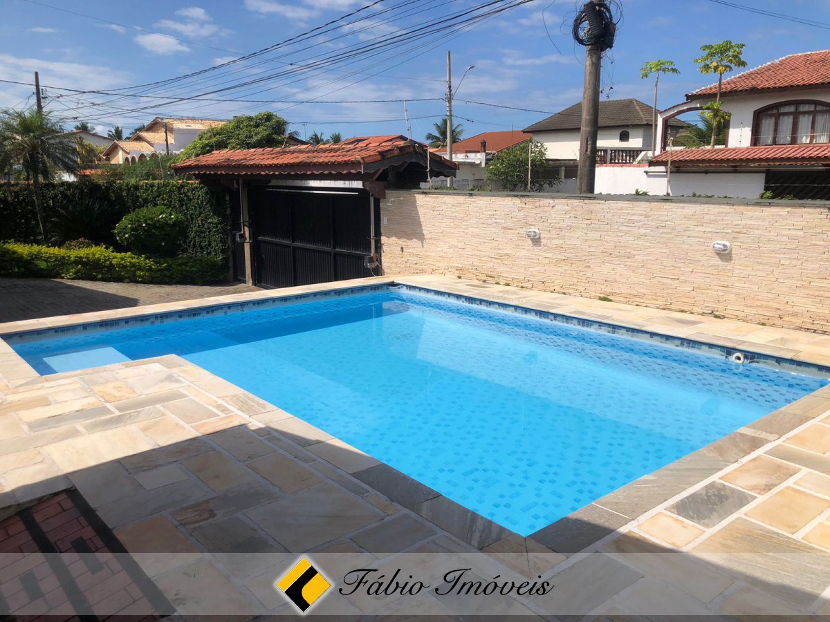 Casa em dois lotes a apenas 150m da praia! – Foto 44