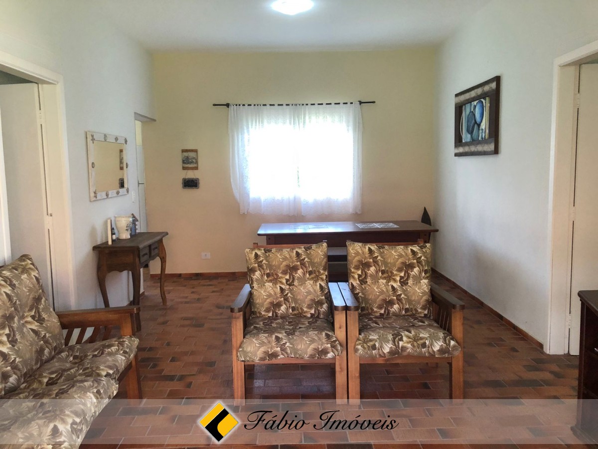 Casa em dois lotes a apenas 150m da praia! – Foto 3