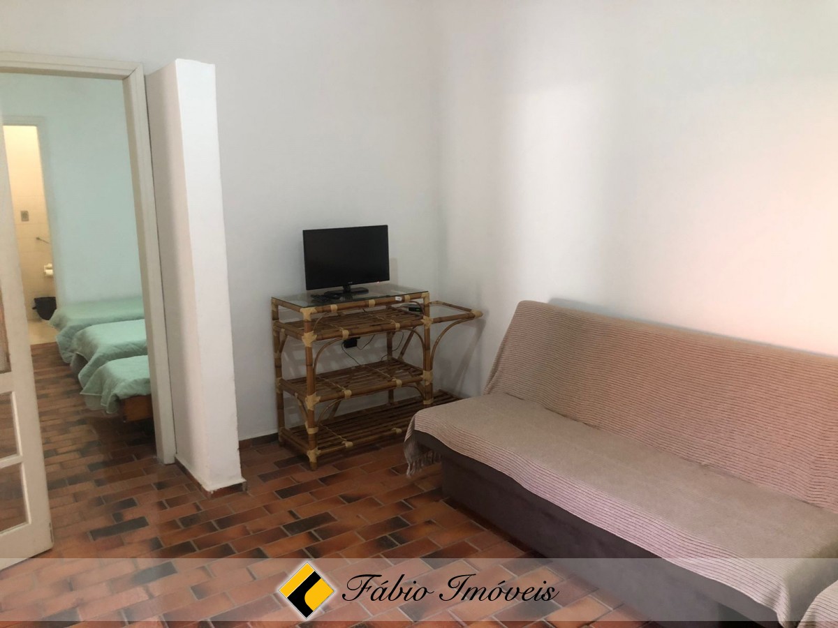 Casa em dois lotes a apenas 150m da praia! – Foto 8