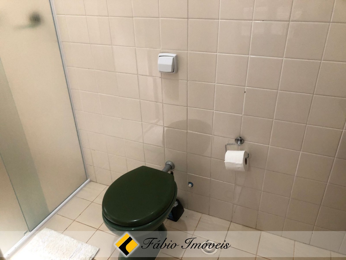 Casa em dois lotes a apenas 150m da praia! – Foto 9