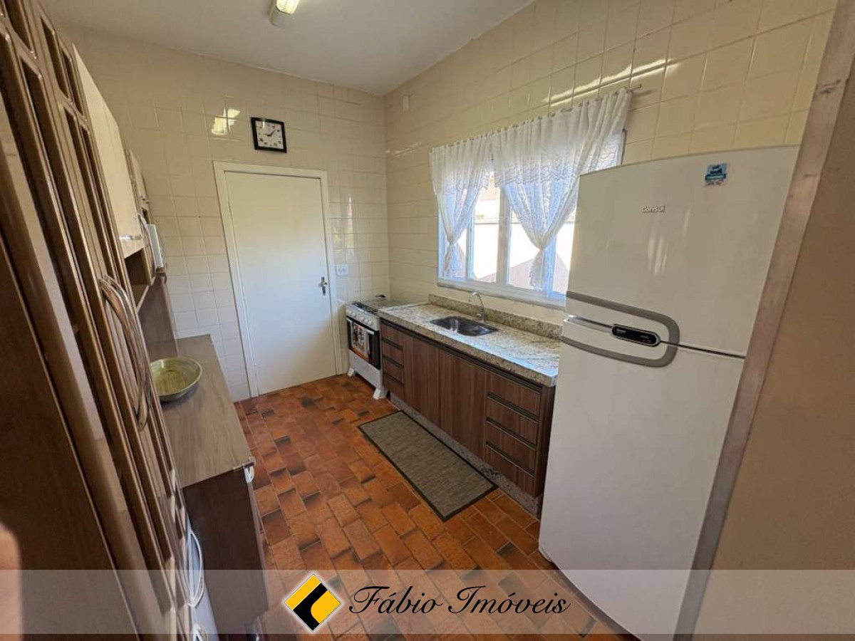 Casa em dois lotes a apenas 150m da praia! – Foto 10