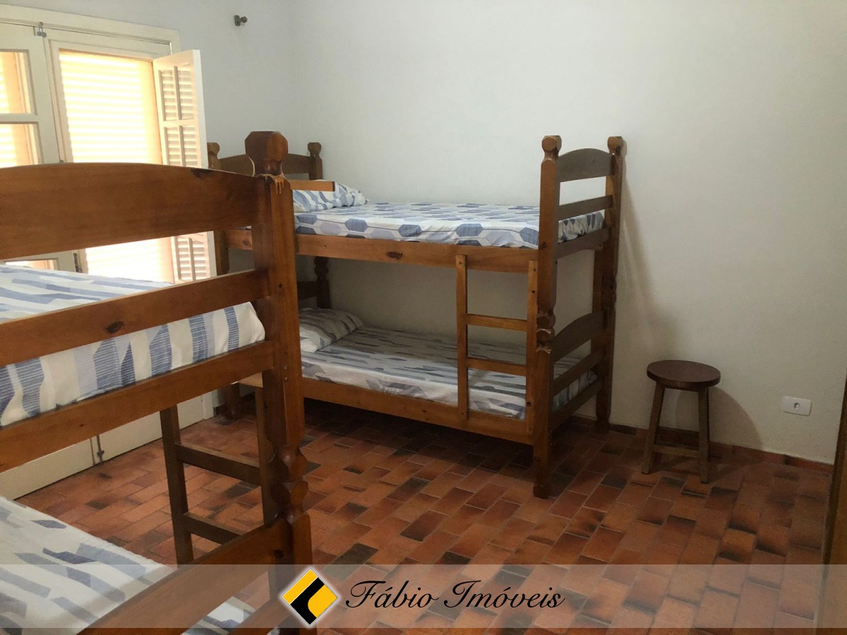 Casa em dois lotes a apenas 150m da praia! – Foto 14