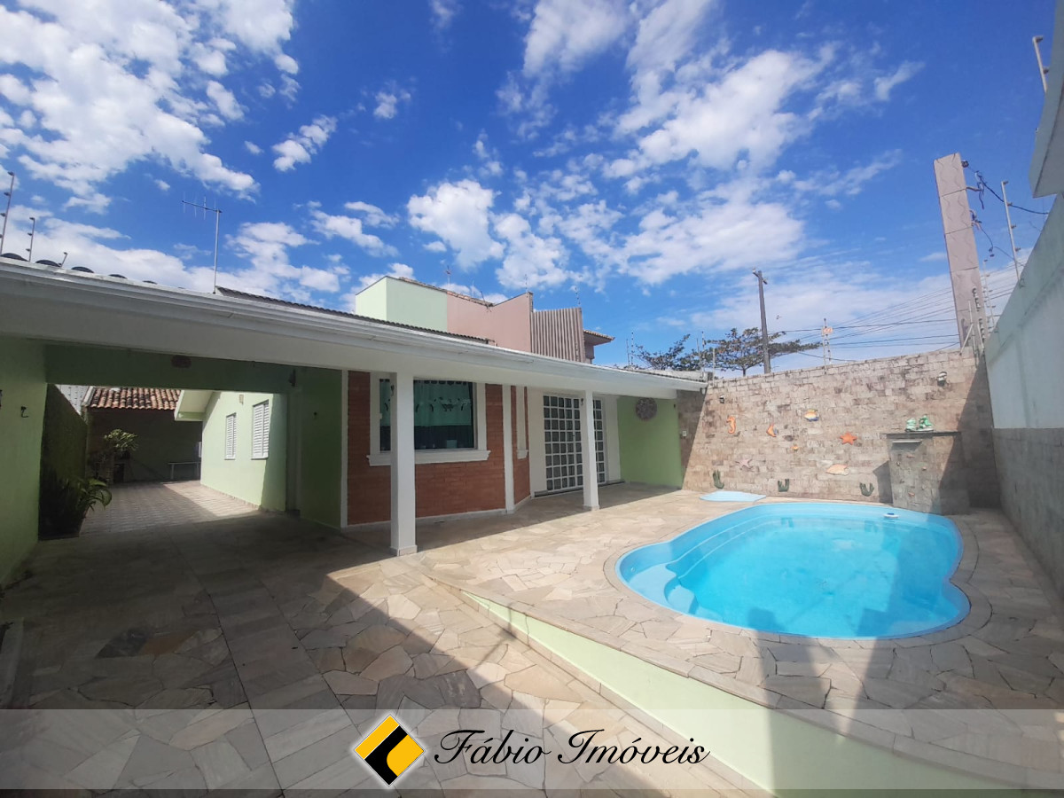 Casa com piscina a 100 metros da praia!! – Foto 17