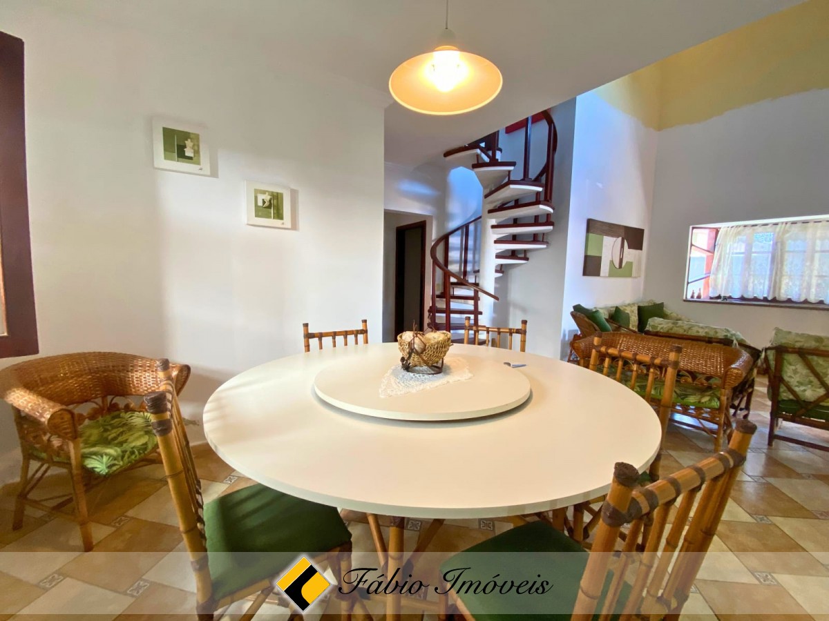 Sobrado em excelente localização na região central de Peruíbe!! – Foto 4