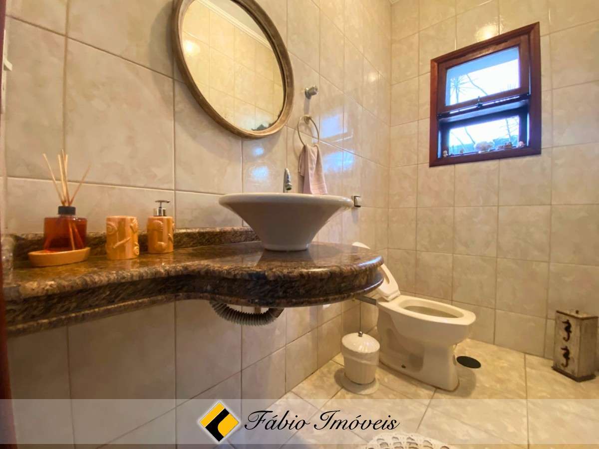 Sobrado em excelente localização na região central de Peruíbe!! – Foto 9