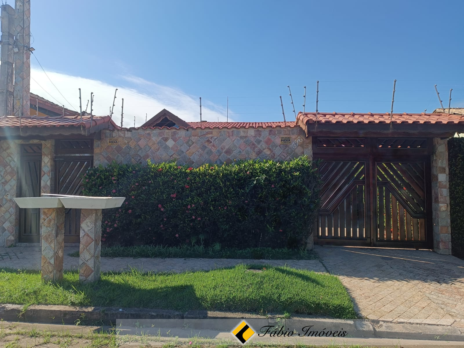 Casa Térrea com edícula assobradada – Foto 1