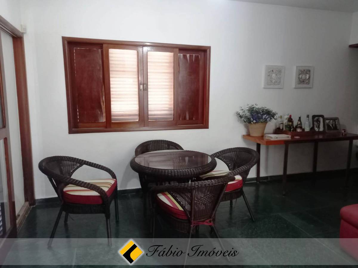 Casa em dois lotes  e com piscina! – Foto 22