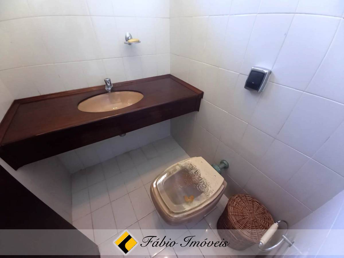Casa em dois lotes  e com piscina! – Foto 27