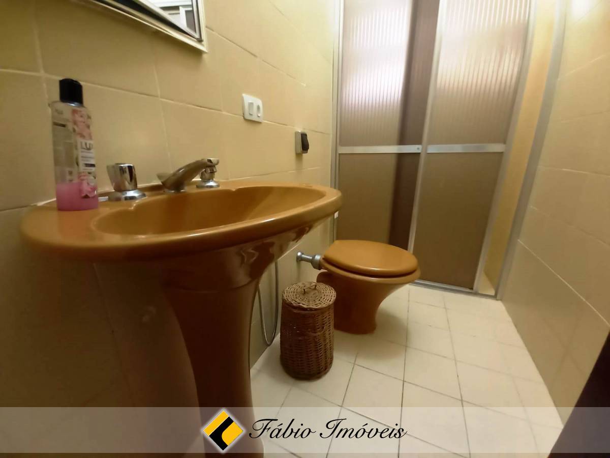 Casa em dois lotes  e com piscina! – Foto 5