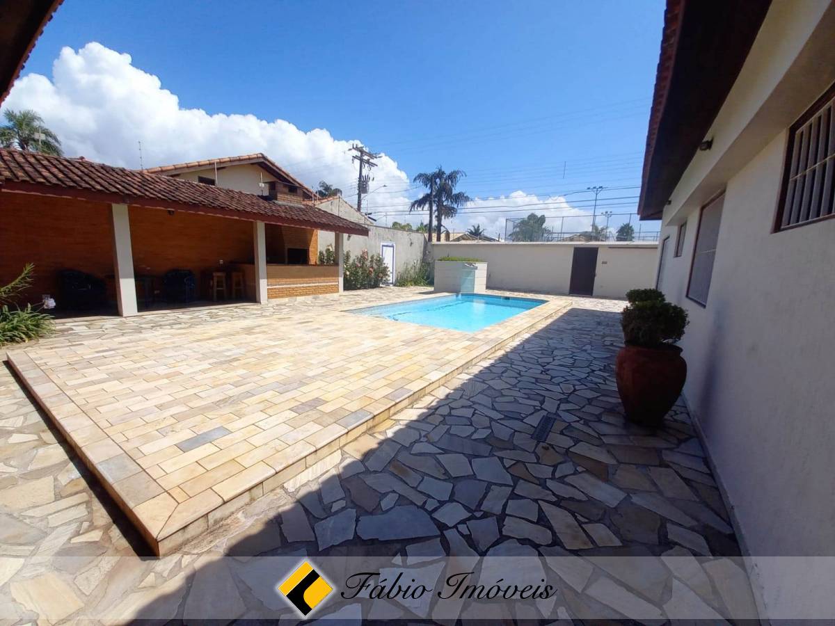 Casa em dois lotes  e com piscina! – Foto 8