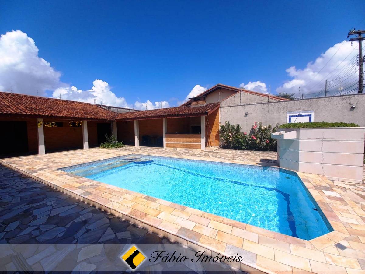 Casa em dois lotes  e com piscina! – Foto 13