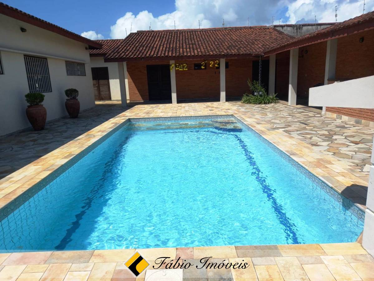 Casa em dois lotes  e com piscina! – Foto 14