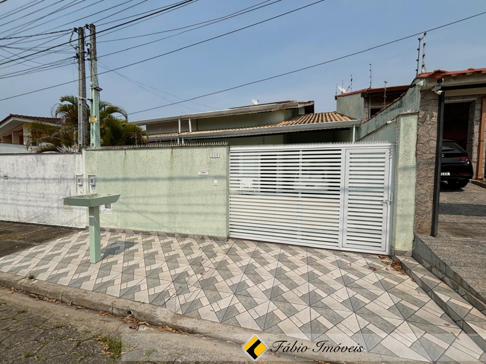 Sobrado em bairro na região central!