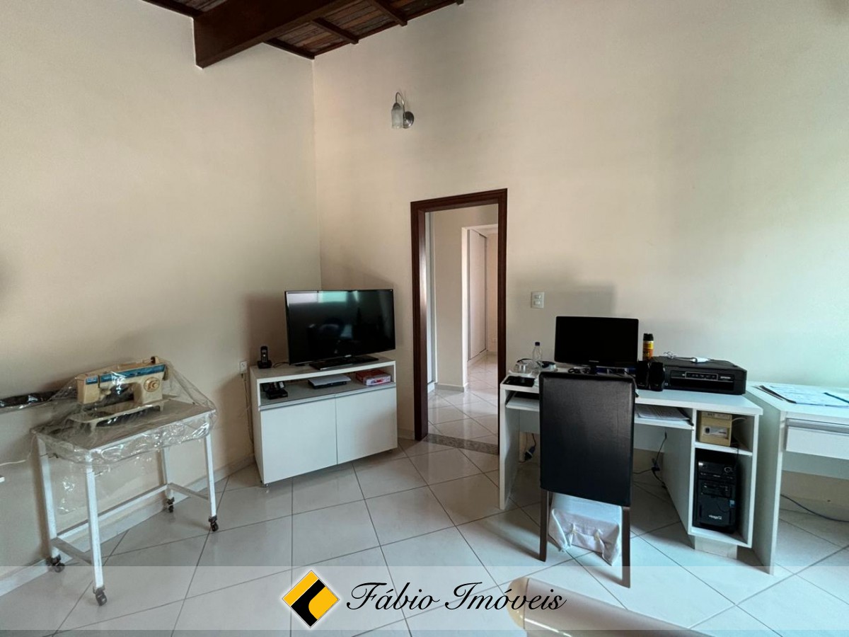 Sobrado em bairro na região central! – Foto 13