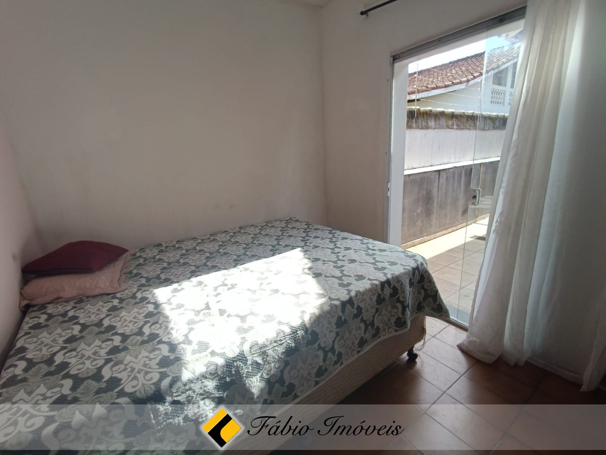 Casa com Piscina em ótimo bairro! – Foto 3