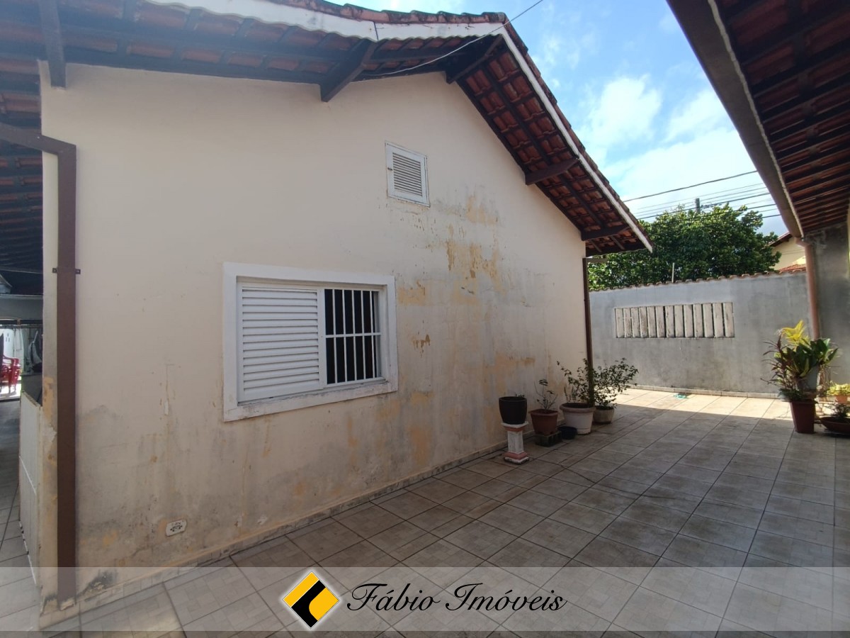 Casa com Piscina em ótimo bairro! – Foto 9