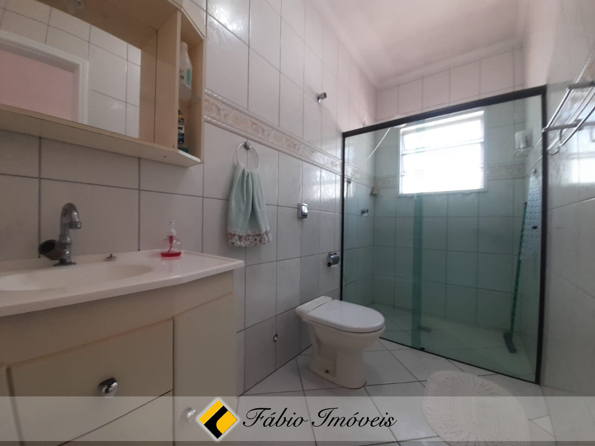Casa em dois lotes, impecável!! – Foto 12