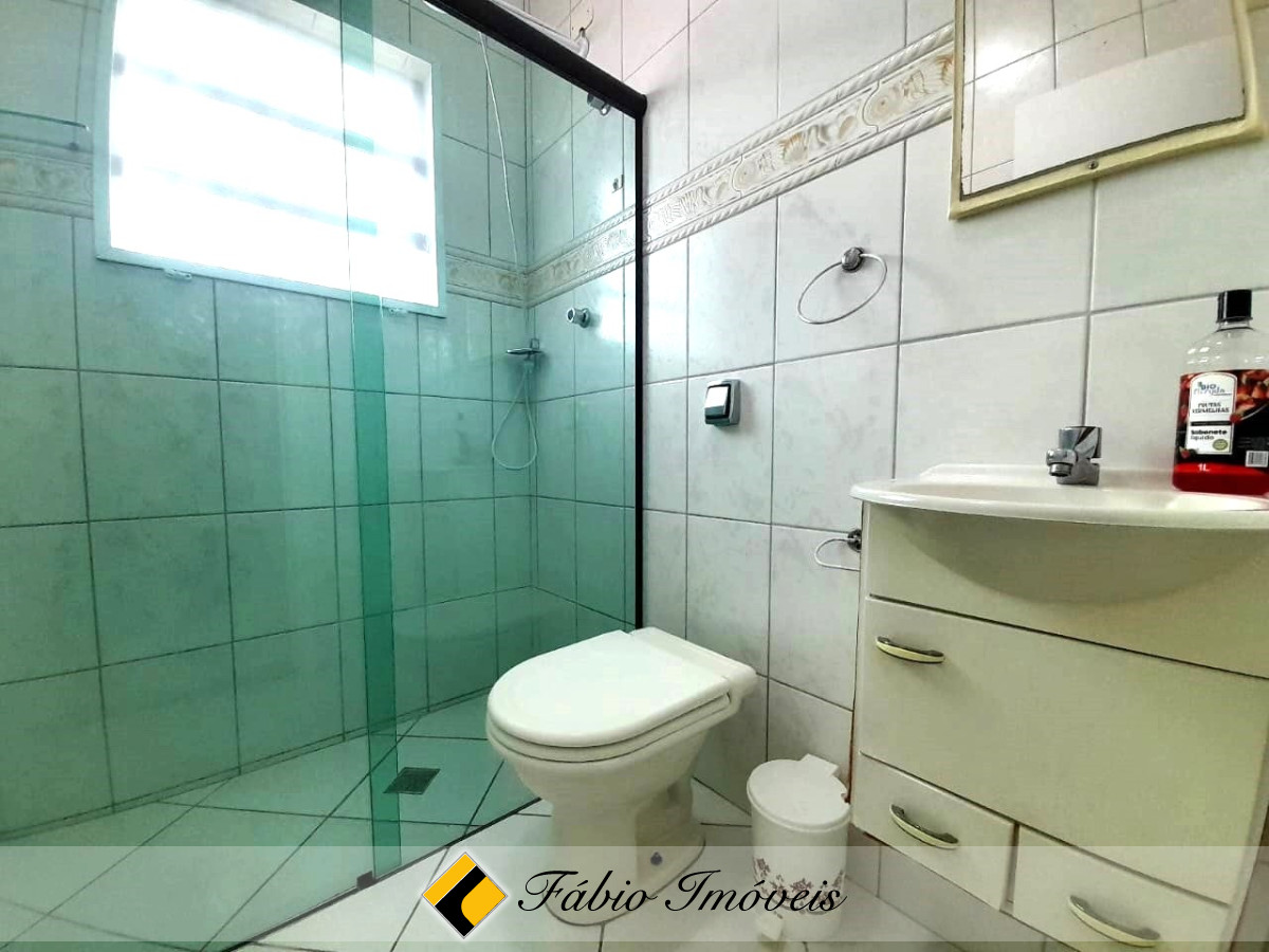 Casa em dois lotes, impecável!! – Foto 18