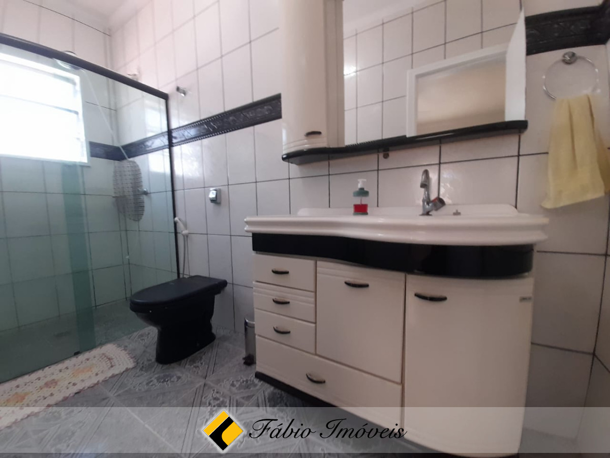 Casa em dois lotes, impecável!! – Foto 22