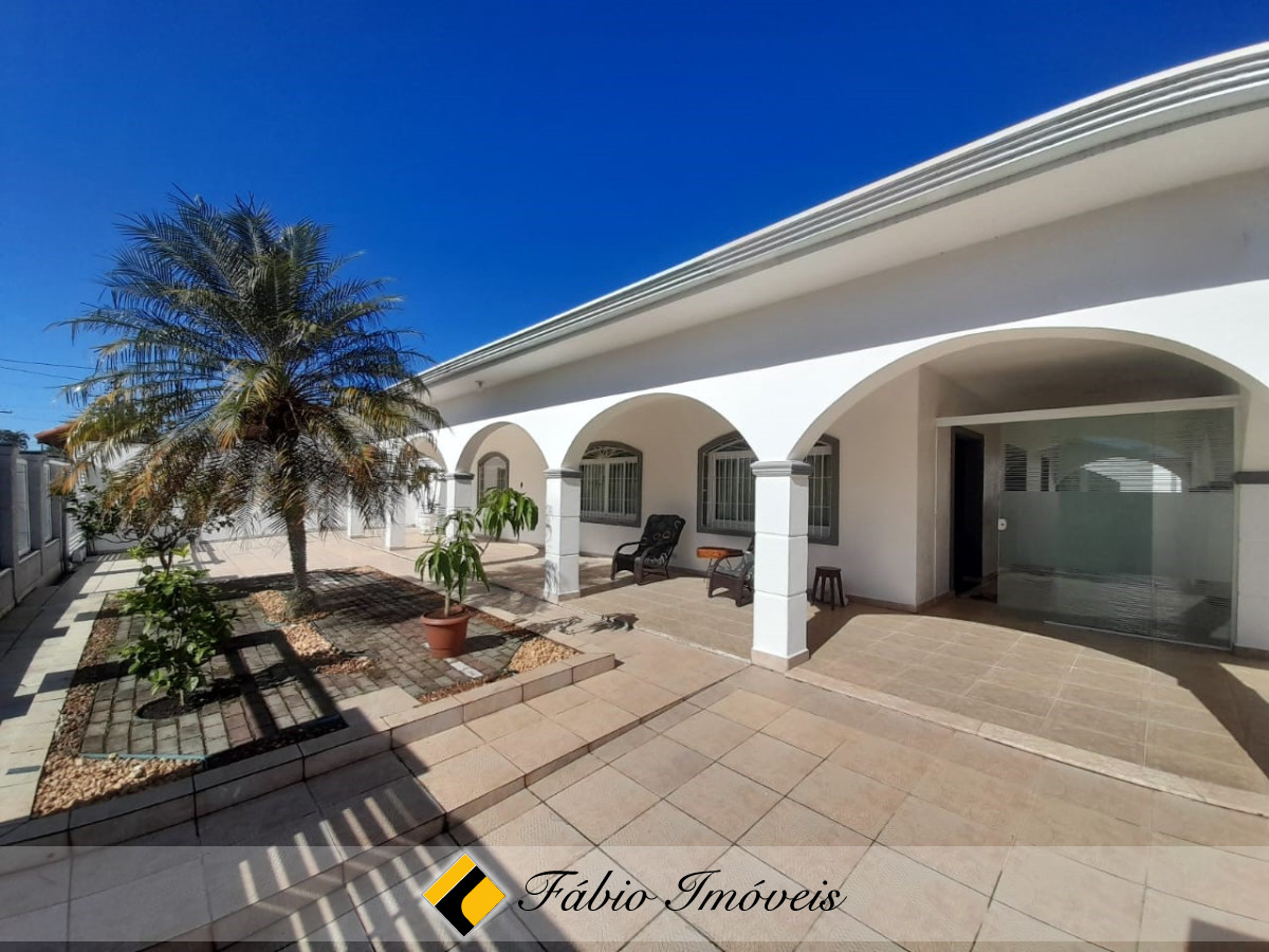 Casa em dois lotes, impecável!! – Foto 3