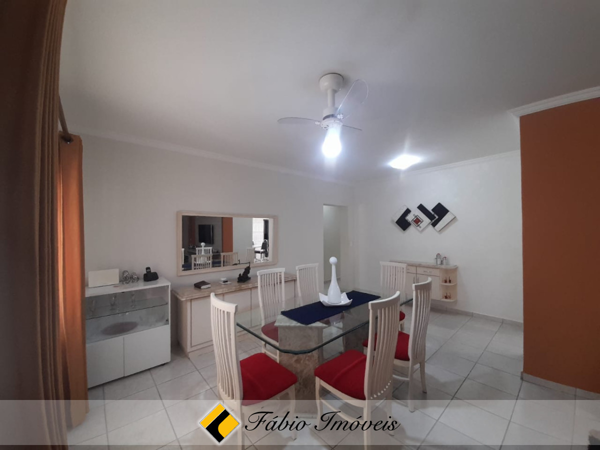 Casa em dois lotes, impecável!! – Foto 8
