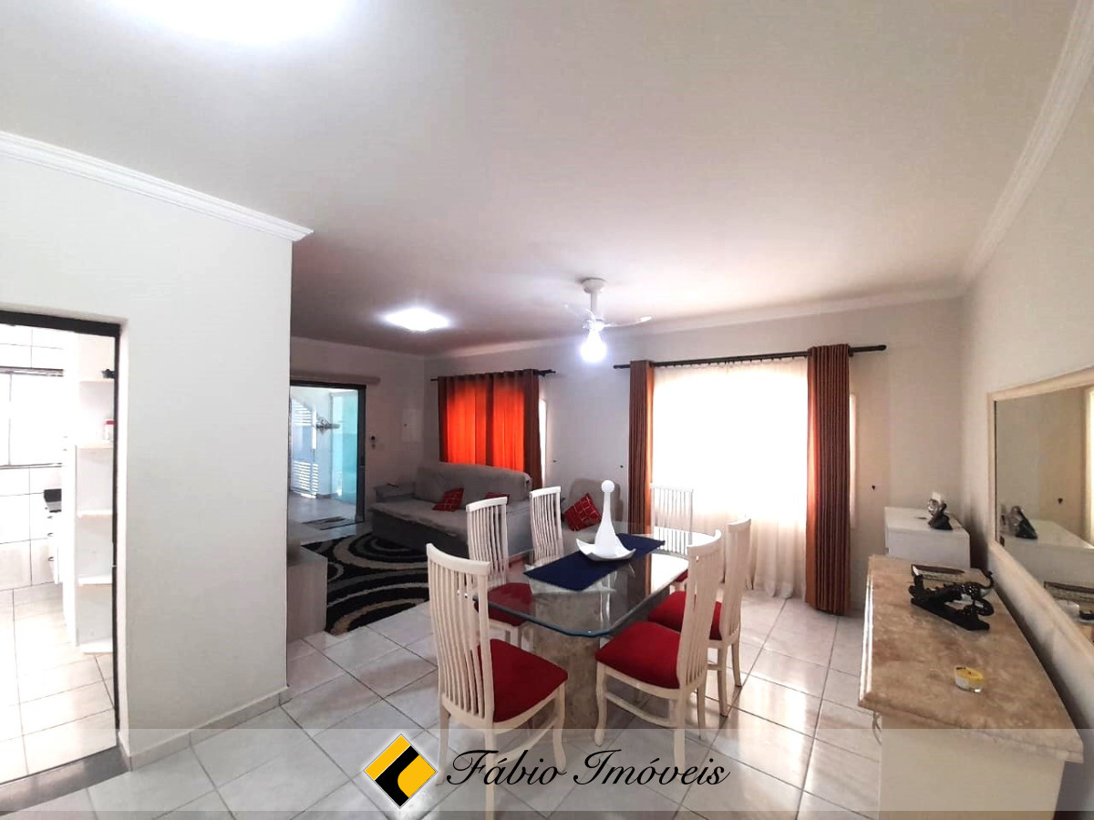 Casa em dois lotes, impecável!! – Foto 9