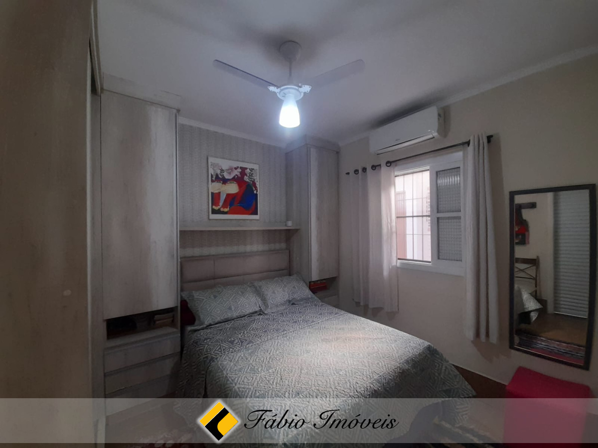 Casa em dois lotes com piscina em bairro Nobre!! – Foto 19