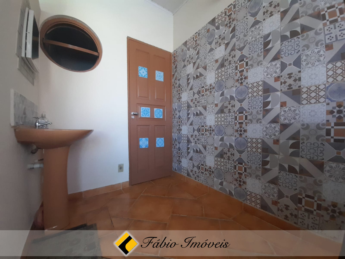 Casa em dois lotes com piscina em bairro Nobre!! – Foto 31