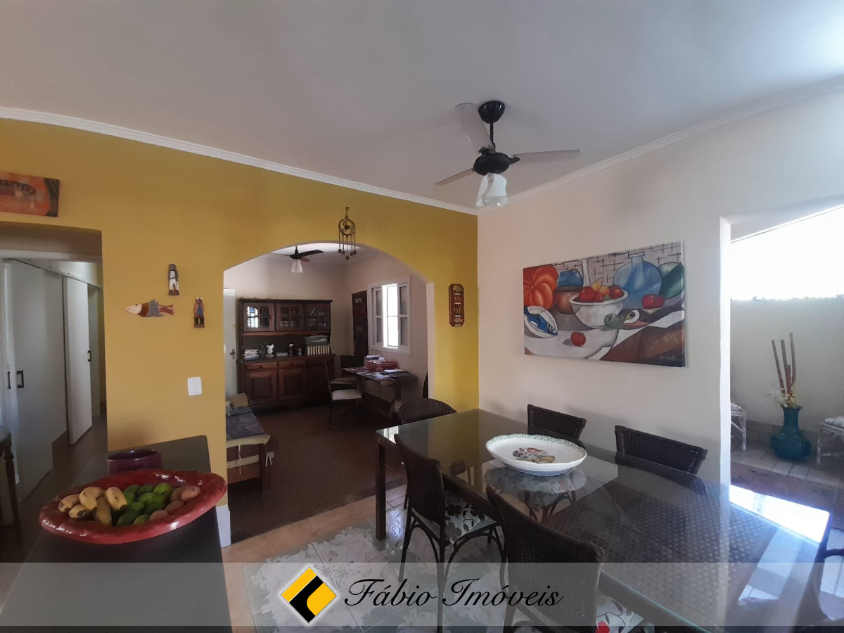 Casa em dois lotes com piscina em bairro Nobre!! – Foto 9