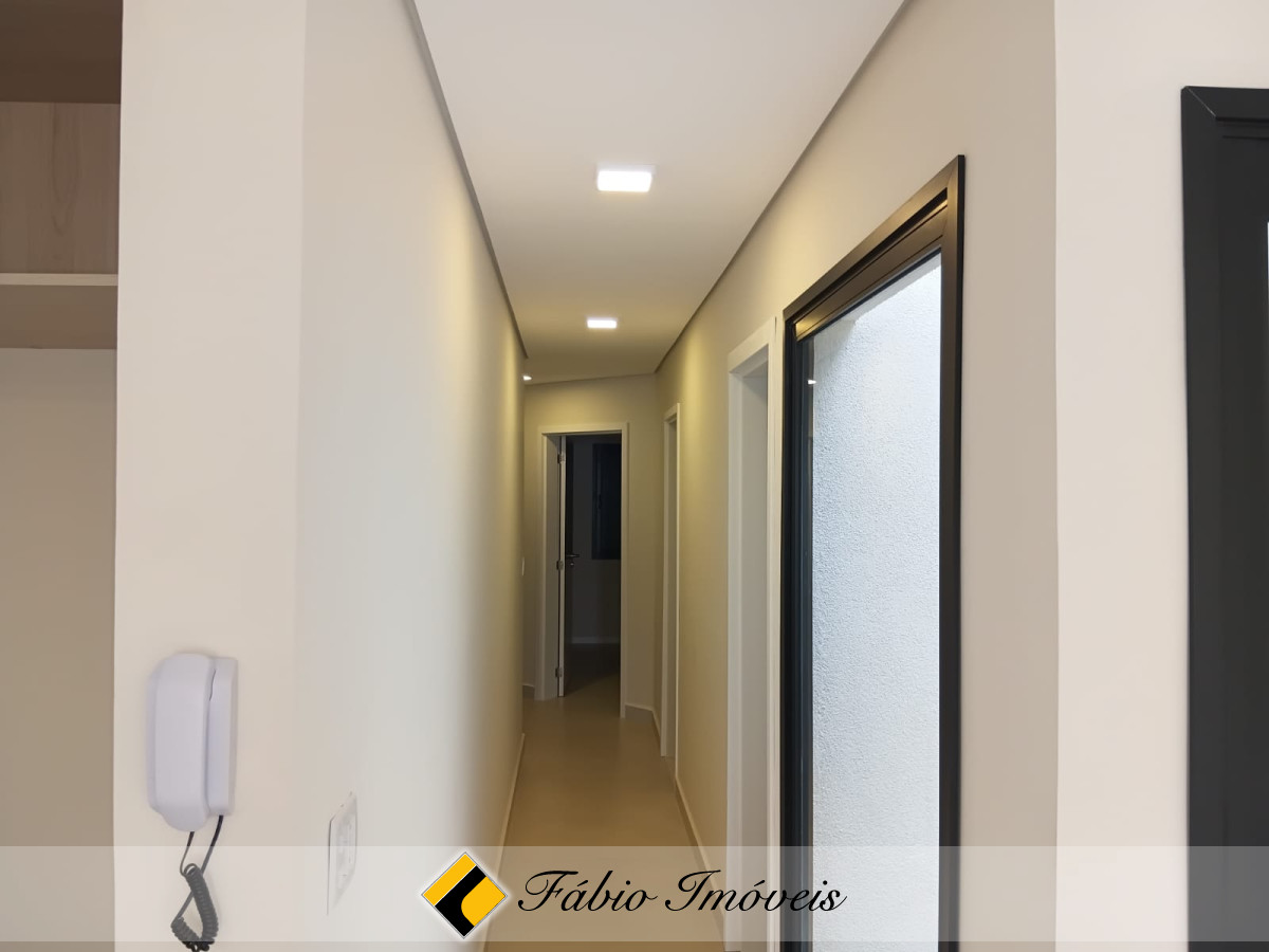 Linda casa com piscina e acabamento de primeira!! – Foto 45