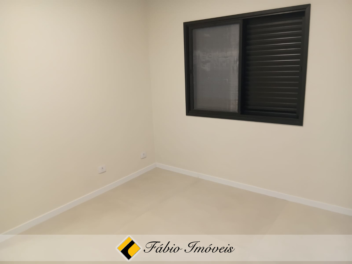 Linda casa com piscina e acabamento de primeira!! – Foto 41